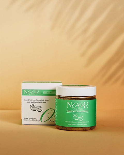 سنفرة اللوز والعسل الطبيعية للجسم