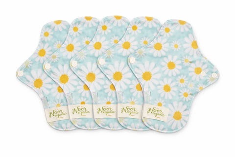 فوط نسائية قماشية من ألياف البامبو الطبيعية ( care free )  (5حبات )